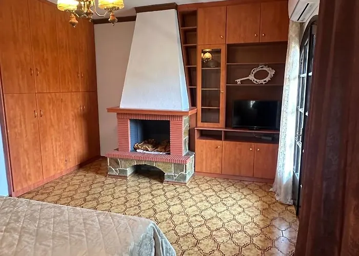 Greek Mansion * Nea Moudania